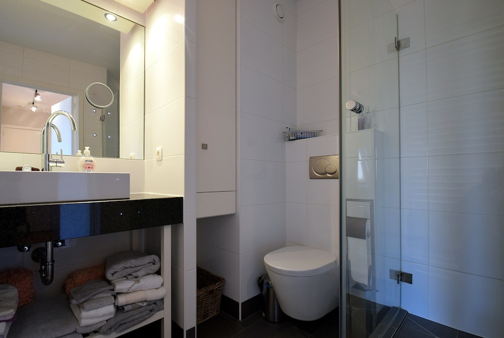 Penthouse in De Haan With Sea View