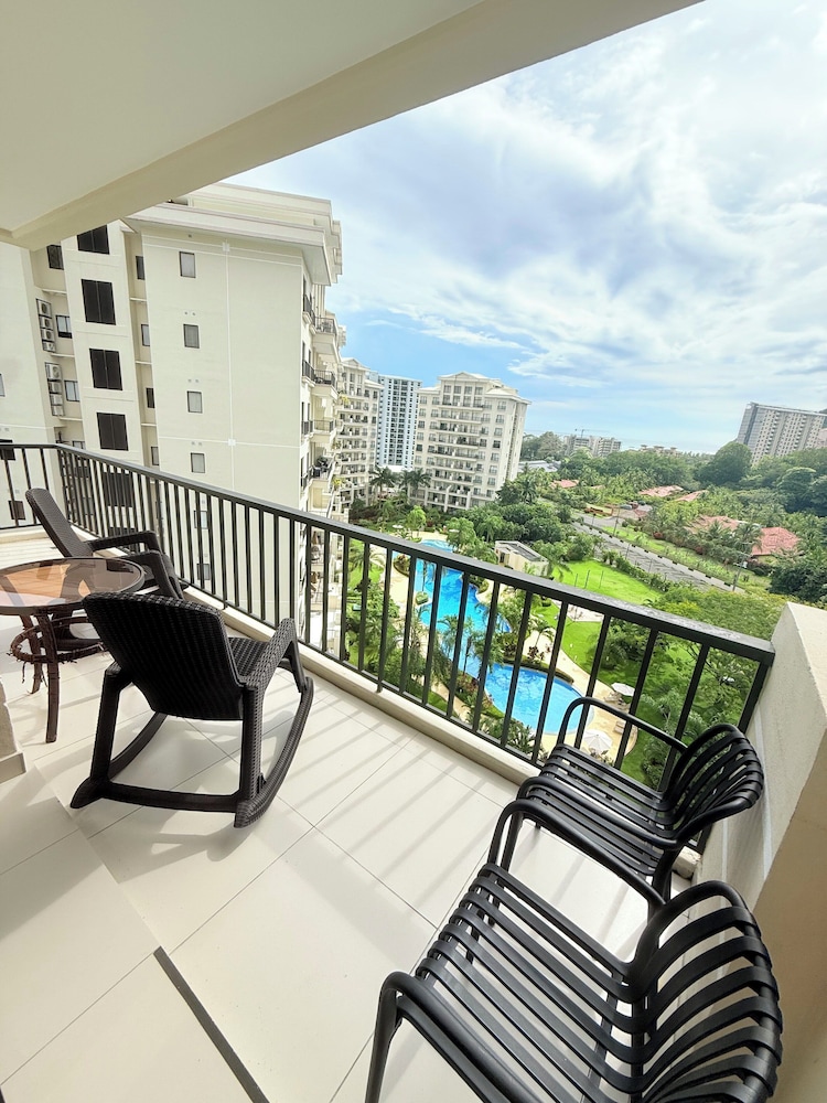 Jaco Bay 8th Floor Unit