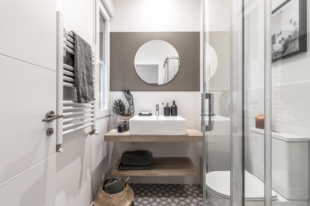 Marbore - 4 Bedrooms Apartment in Trafalgar