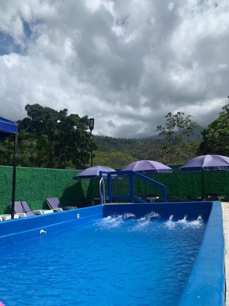Hostal Paraiso Minca view 4
