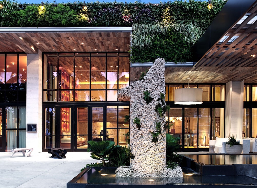 The Retreat Collection at 1 Hotel & Homes South Beach - Image 1