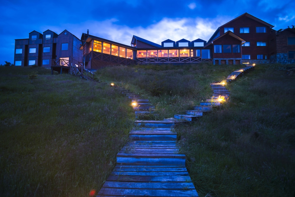 Weskar Patagonian Lodge