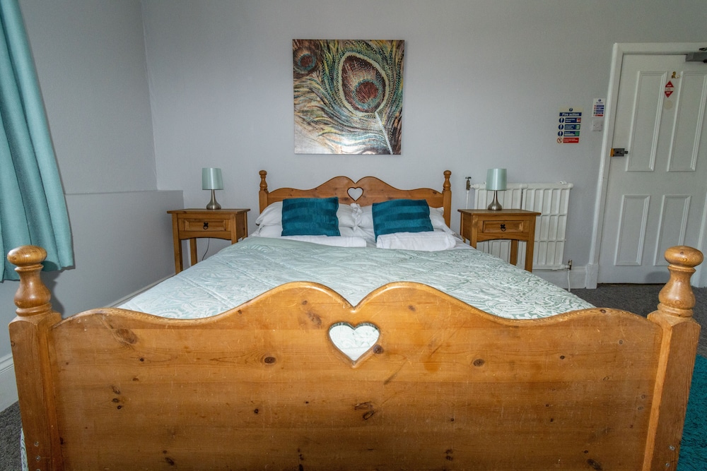 Marlborough Vacations - The Bear Marlborough - Property Image 7