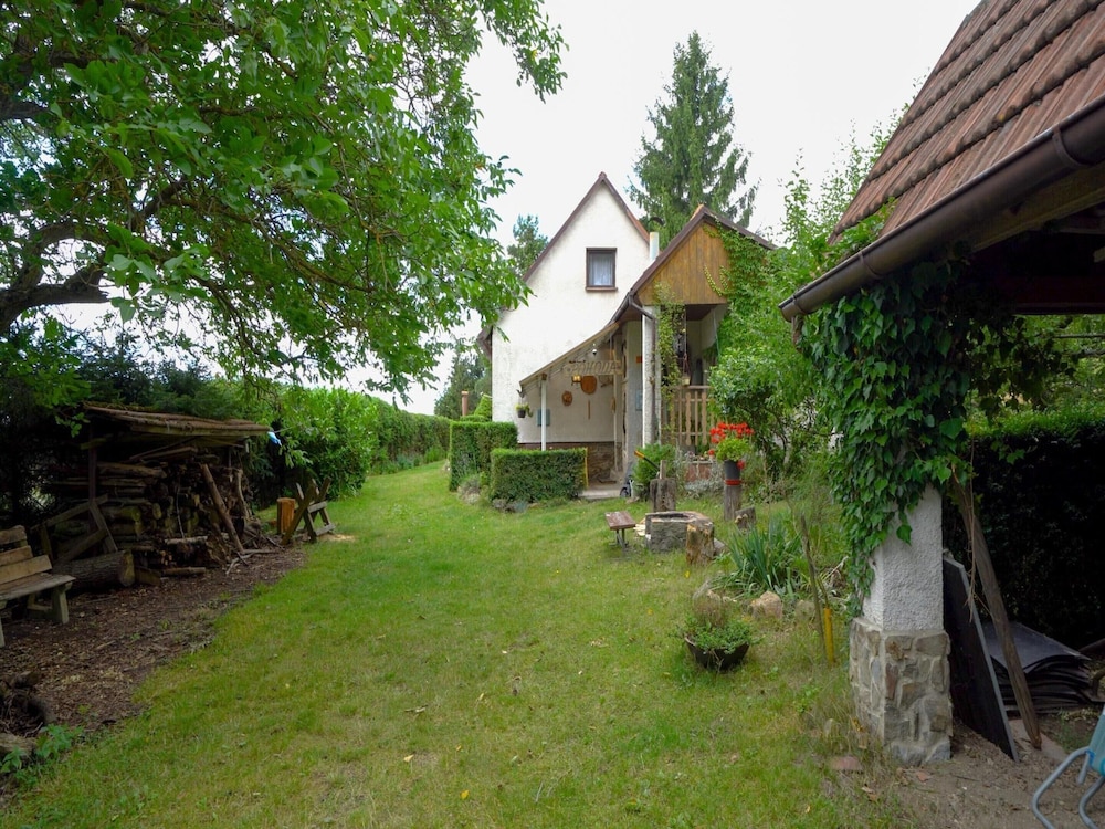 Photo 16
