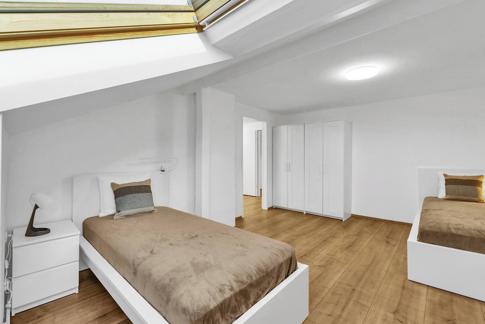 Spacious Renovated House in Wolfsthal, Austria - Perfect for Families and Groups