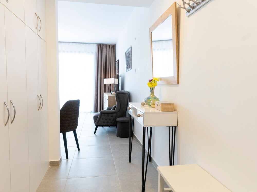 Bright and Lovely Furnished Studio Apartment