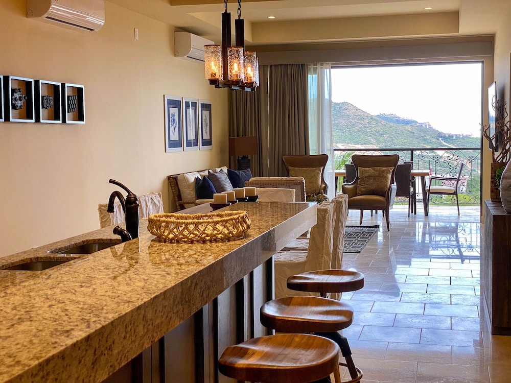 Quivira Los Cabos Condos & Homes - Vacation Rentals