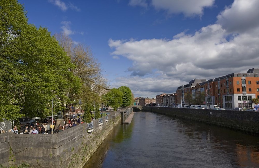 Limerick Vacations - Maldron Hotel Limerick - Property Image 9
