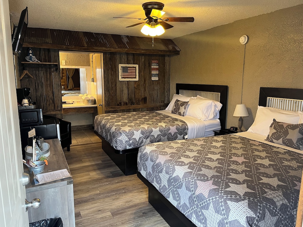Lincoln Lodge