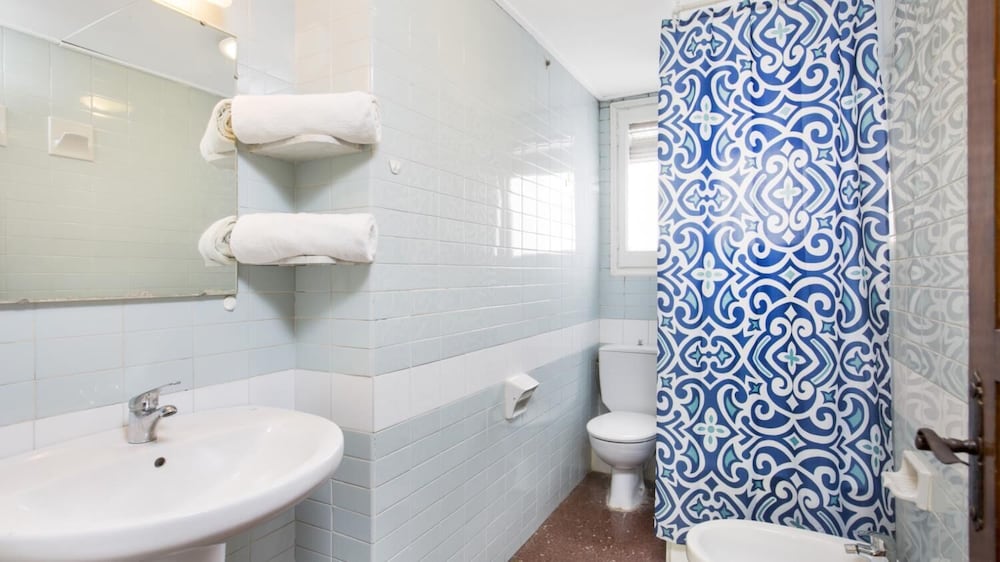 Pruneda in Llafranc With 2 Bedrooms and 1 Bathrooms