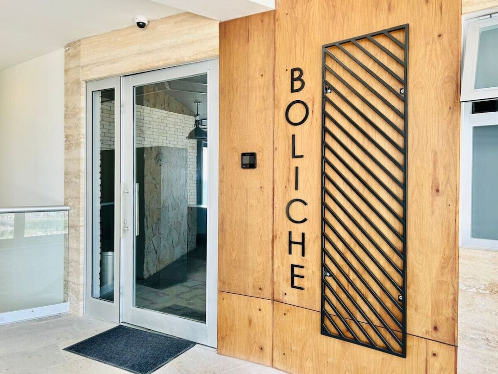 Torre Eleve Apartments