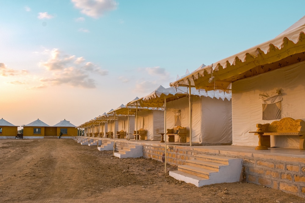Sunrise Desert Resort