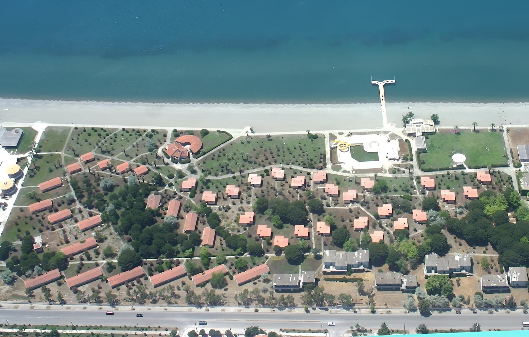 AKCAY PINEA CLUB
