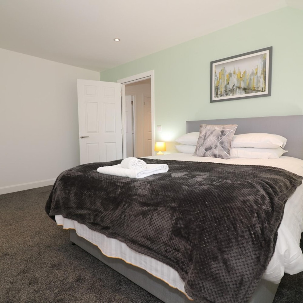 Railway House 5 bed - Maryhill