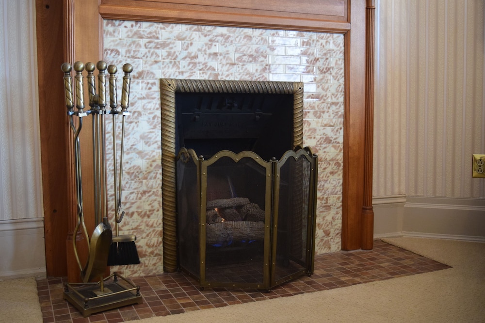 The Lamplighter Bed & Breakfast of Ludington