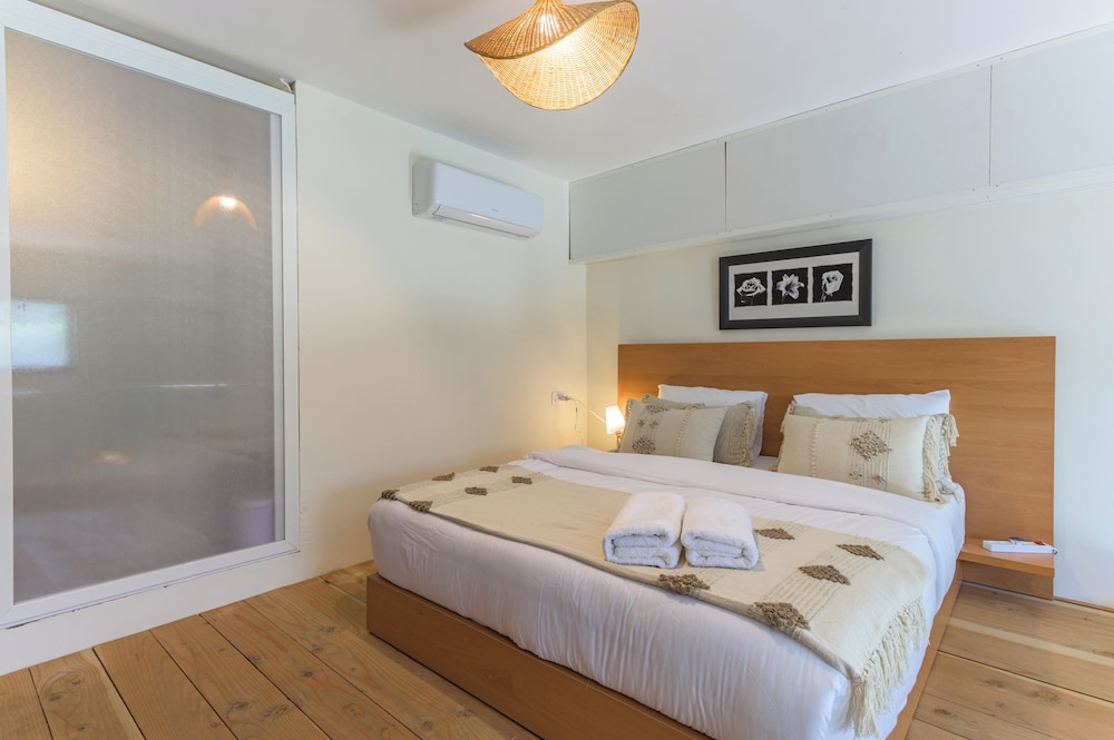 Sea Lofts-Kfar Abida Oceanfront Retreats