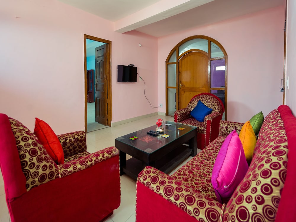 OYO 6478 Hotel Green Land