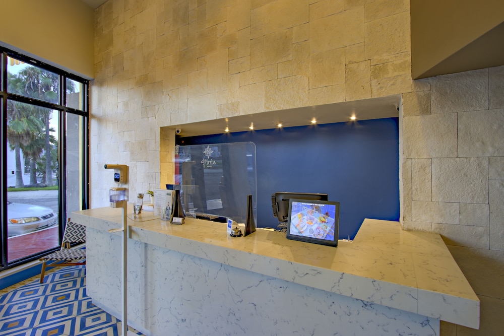 Ensenada Vacations - Hotel La Pinta - Property Image 28