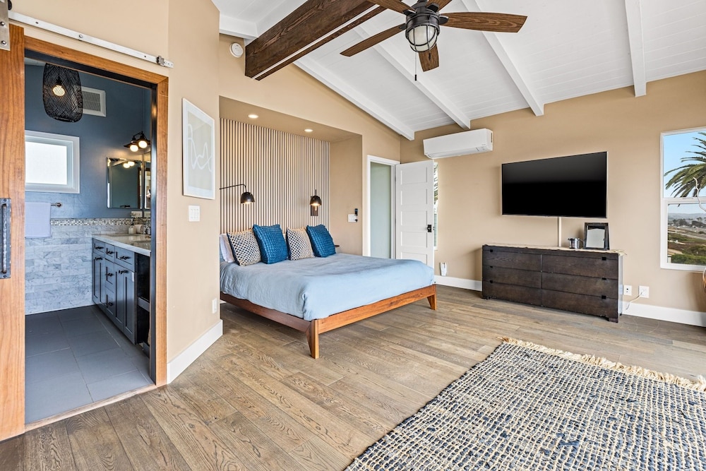 1571 San Elijo 3 Bedroom Home by RedAwning view 4