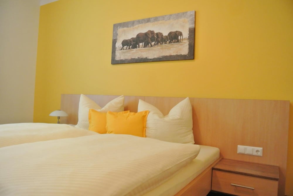 Pension Paradiesgartl
