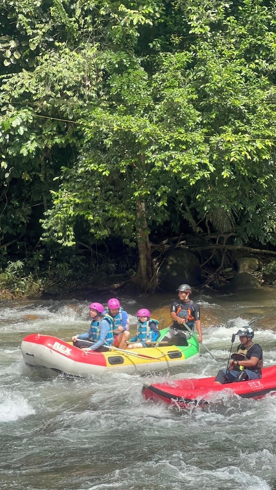The HIJAU Camp & Cabin