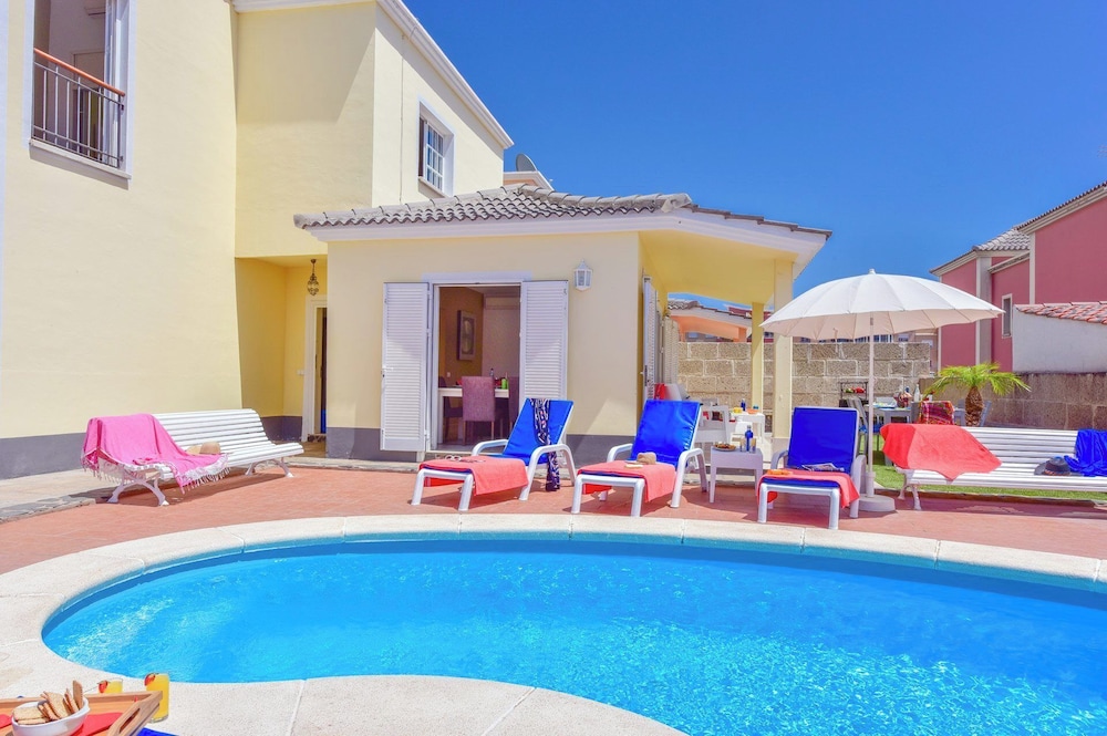Tropical Oasis Villa in Adeje
