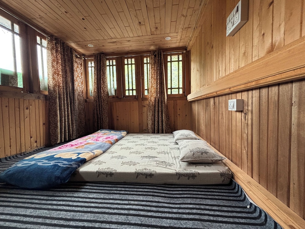 Viraaj Homestay