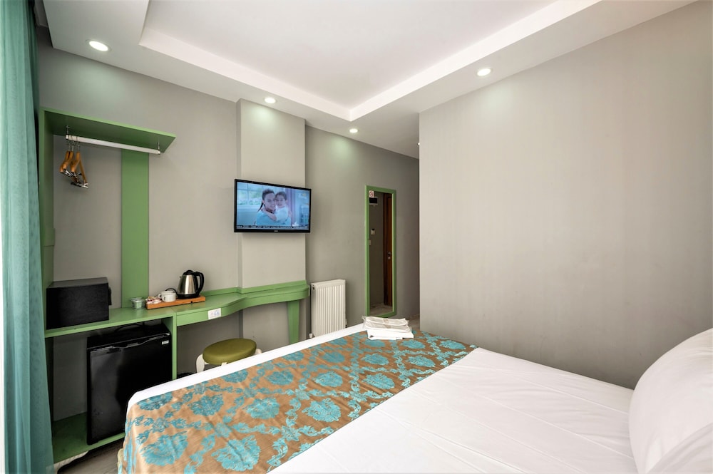 Green Garden Otel - Image 39