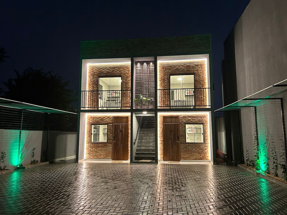 Apartamentos Bora Bora Hospedagens