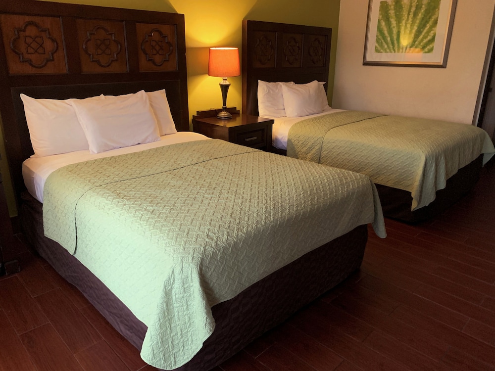 RW Hotel