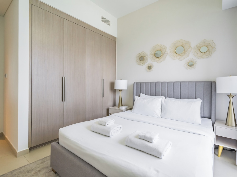 Act One - Act Two - Downtown - Emaar
