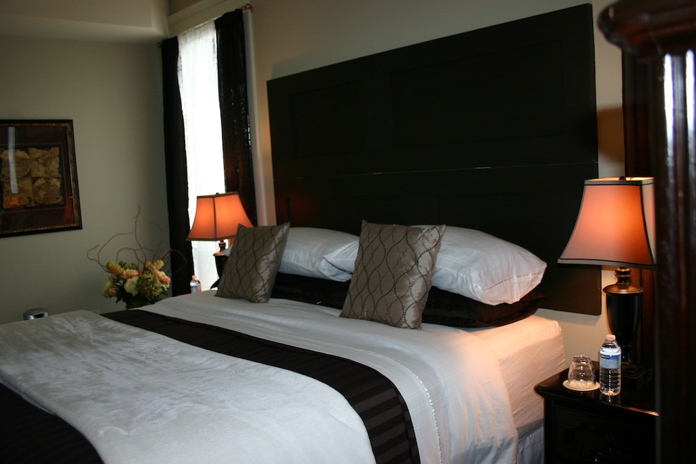 The Guest Suite on the Fairways - Image 5
