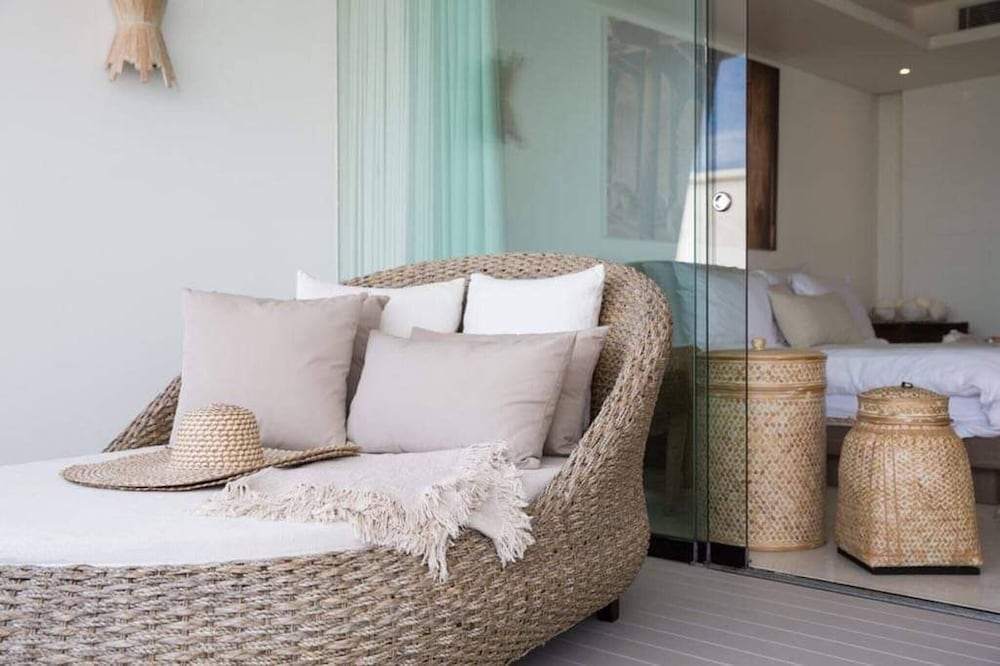 Villa Lova Chaweng Beach