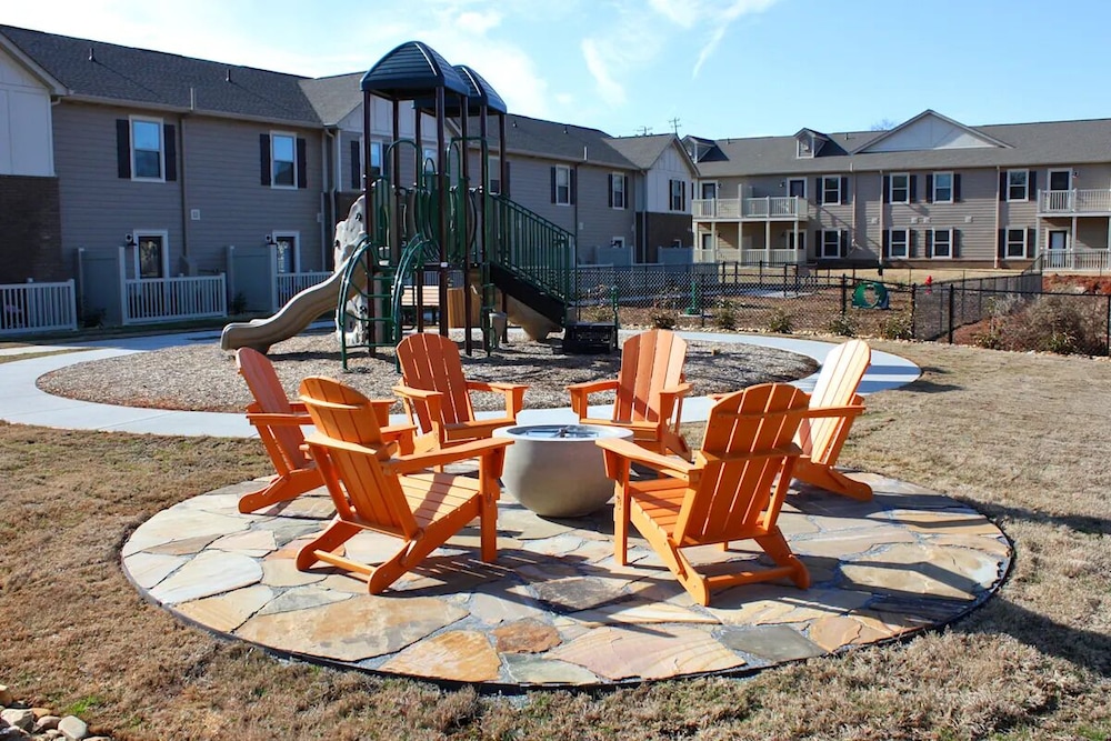 Landing Apartments - Lyman