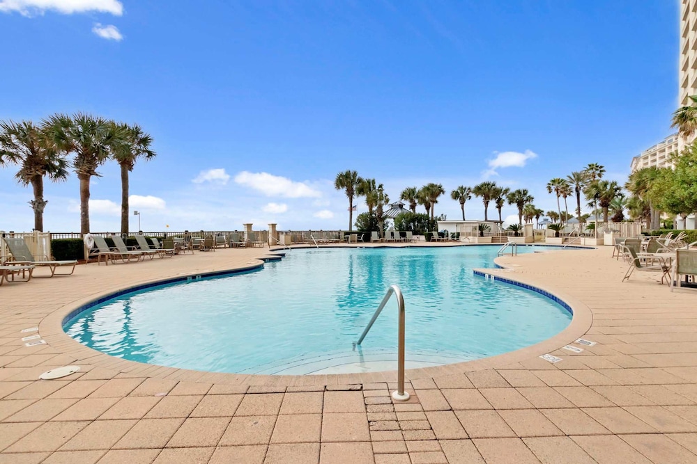 Spacious 3BR Resort Condo Steps From Gulf Beach