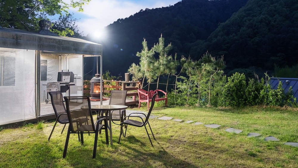 Gapyeong On The Hill Pool Villa