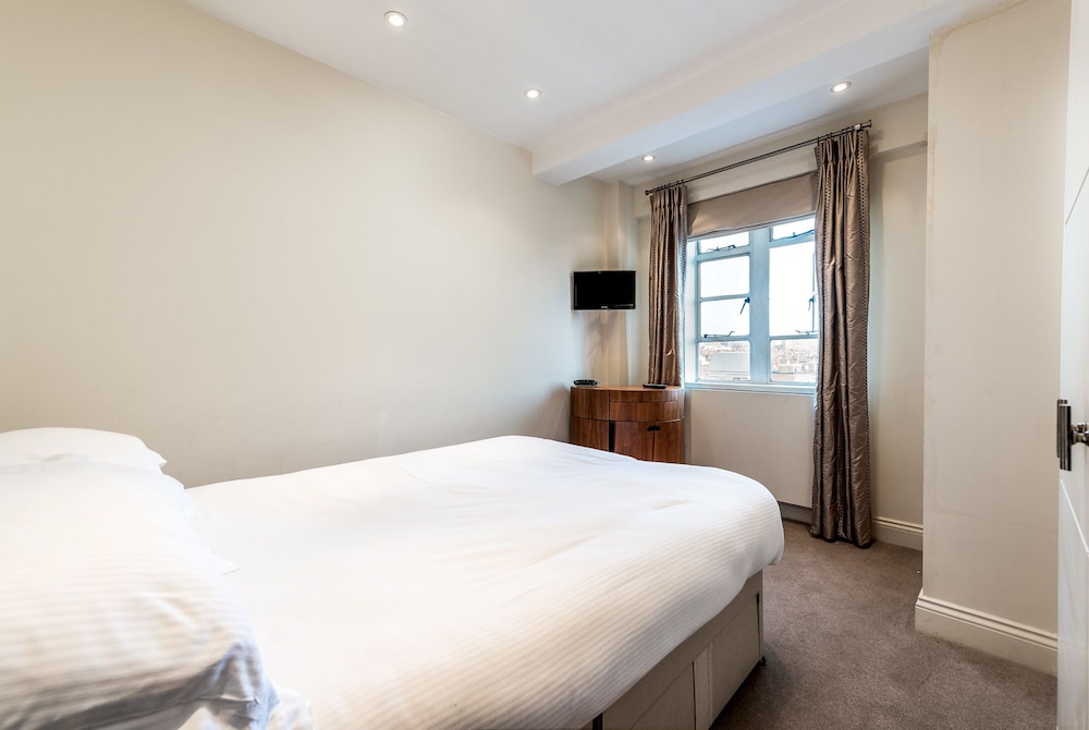 Nell Gwynn House Apartments