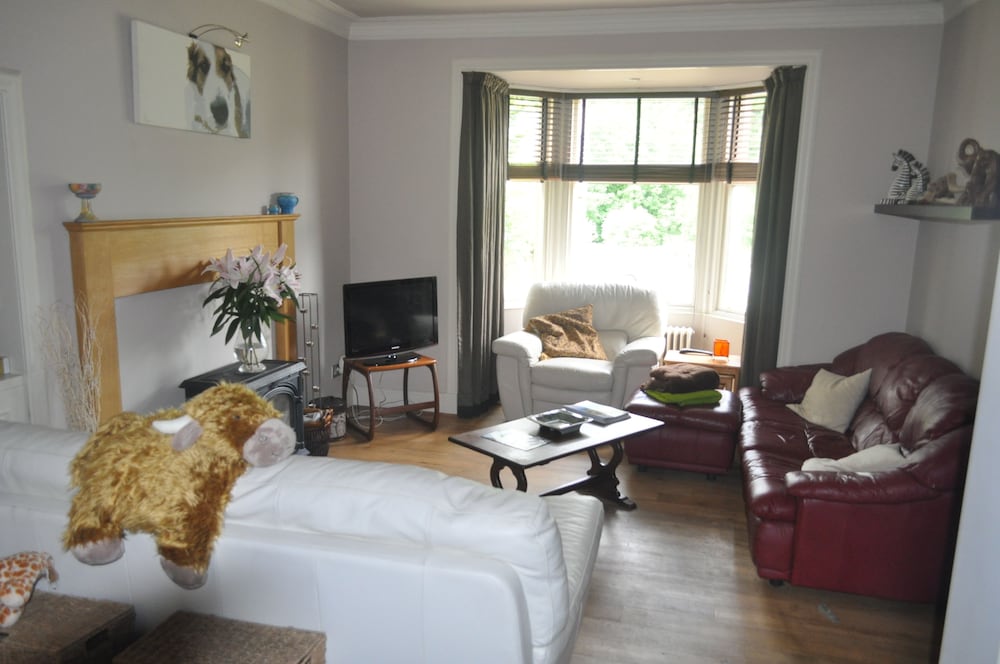 Airlie House Self-Catering