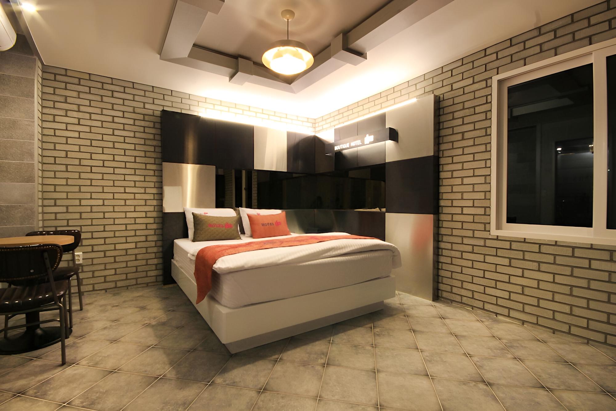 Daegu Seongseo Hotel IF view 5