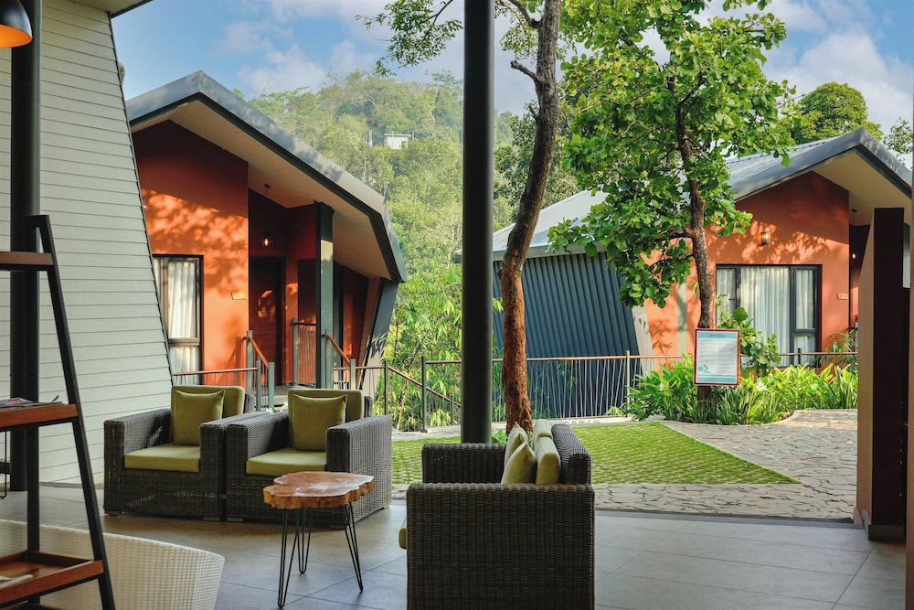 Vyna Hillock Resort and Spa