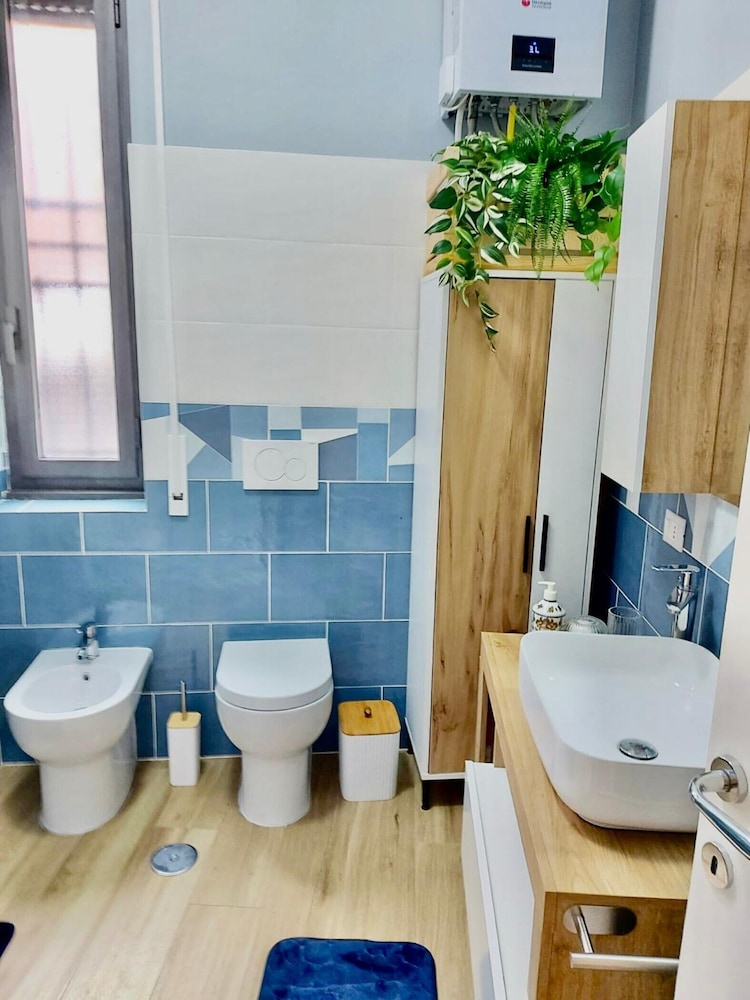 Happy Days! Cozy Roma Retreat Private Apartment in Heart of the City