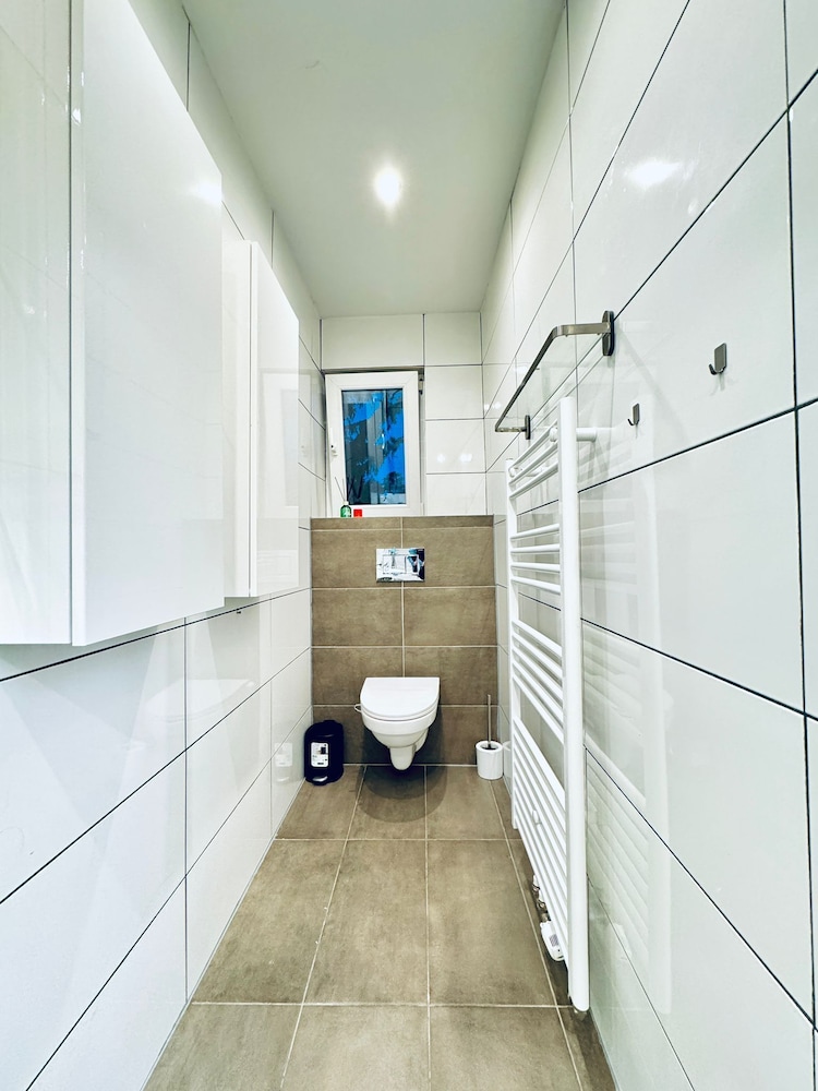 2BR 1LR Apartment for 5 Peaceful Stay