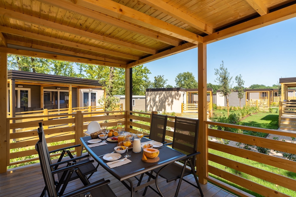 Mediteran Mobile Homes Camping Park Umag view 4