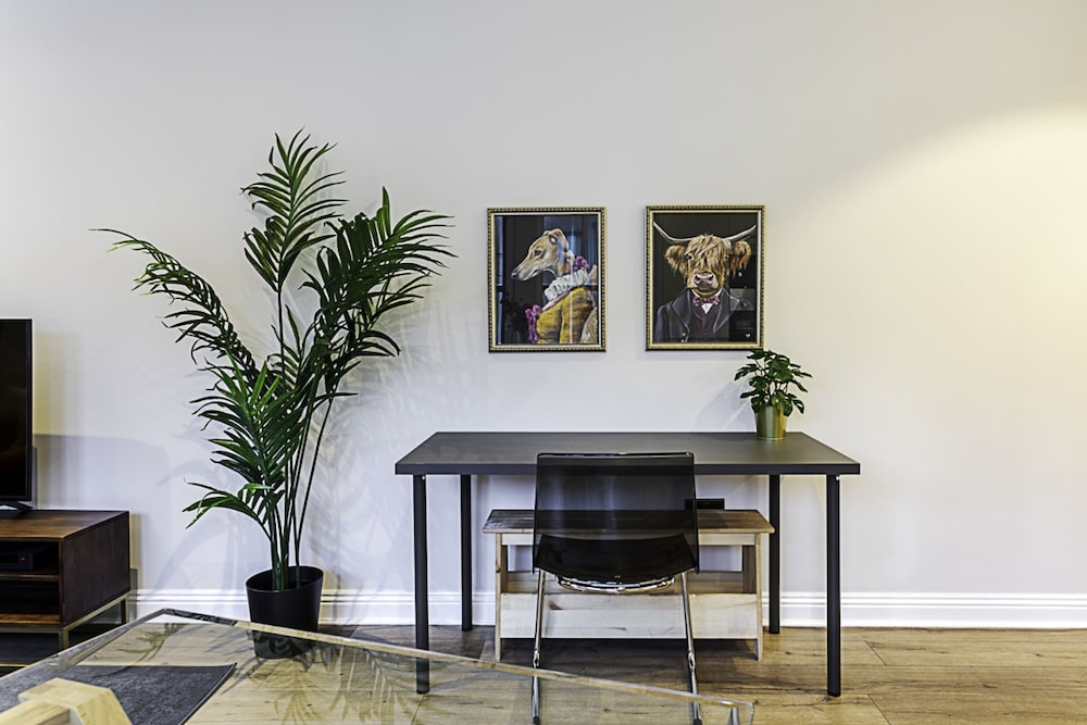 Gorgeous Roehampton Flat