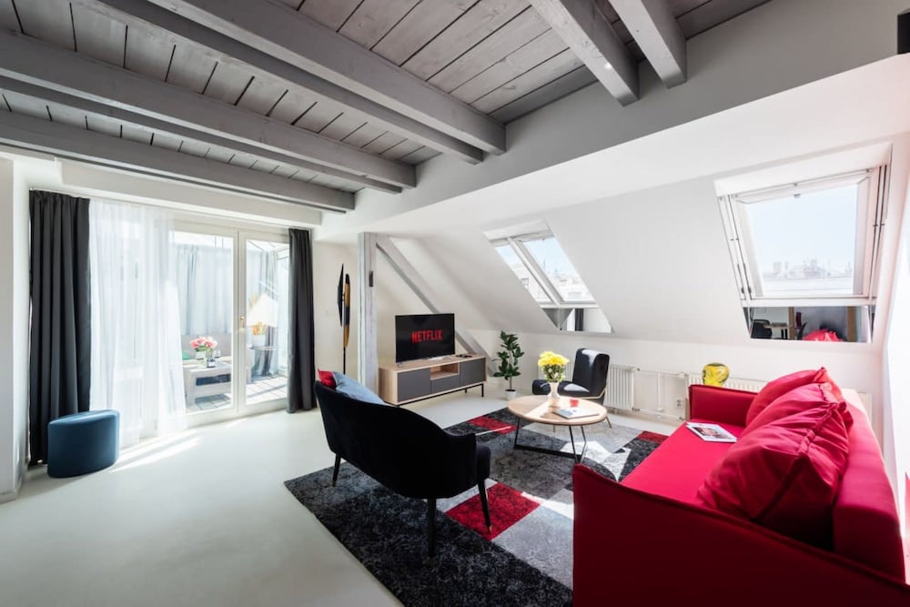 Exclusive 3 bedrooms apatment in Prague