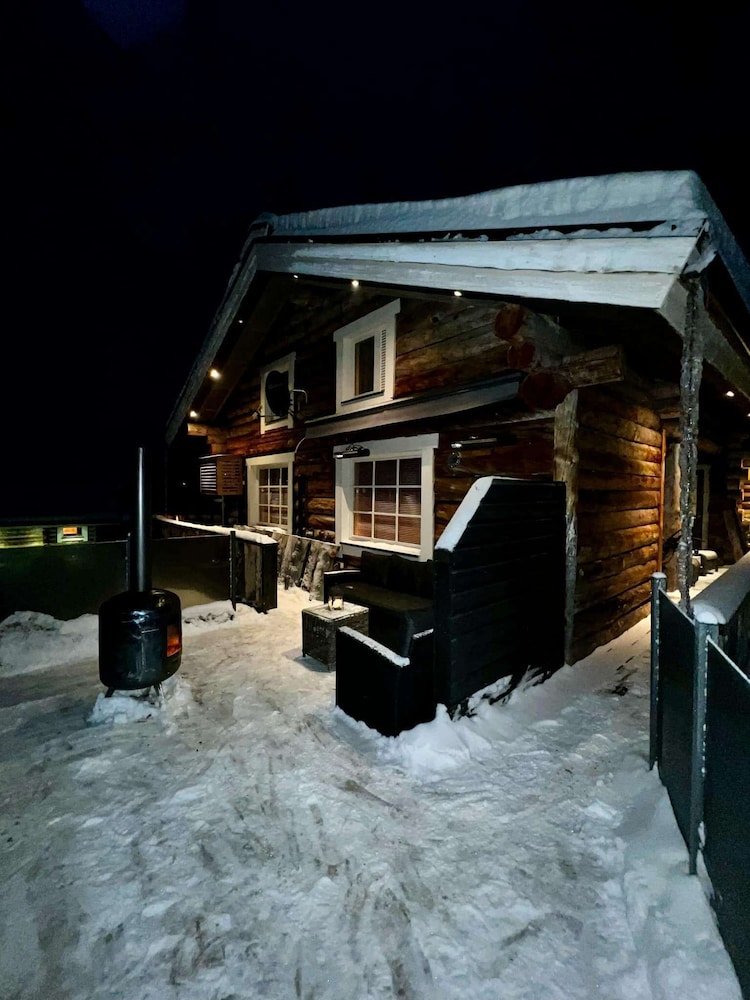 Aurora Bliss Cabin Retreat