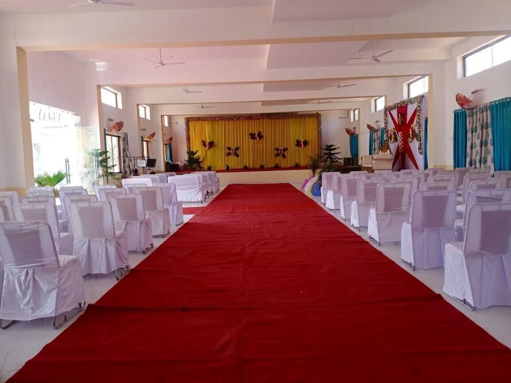 Vijayam Resort