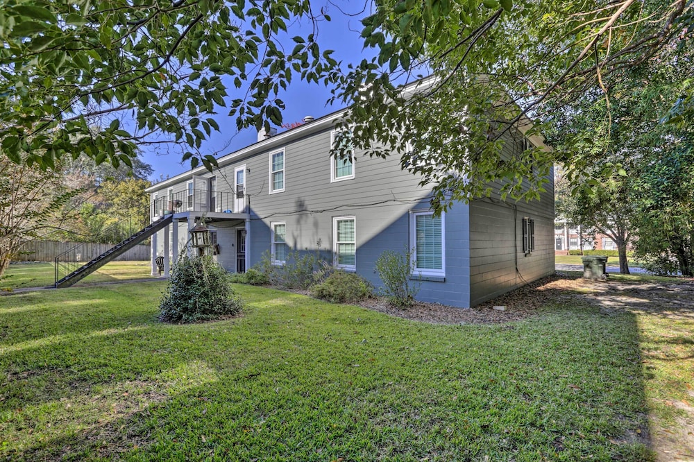 Walk to Broad St: Central Thomasville Condo view 2