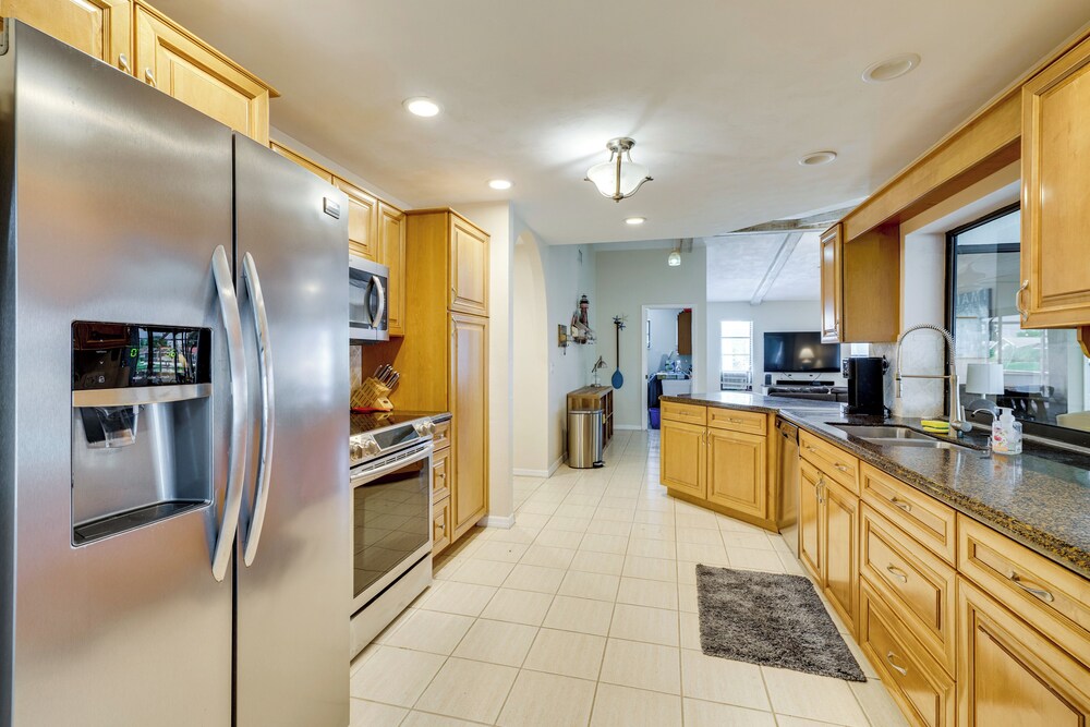 Canal-front Gem w/ Lanai & Dock in Cape Coral