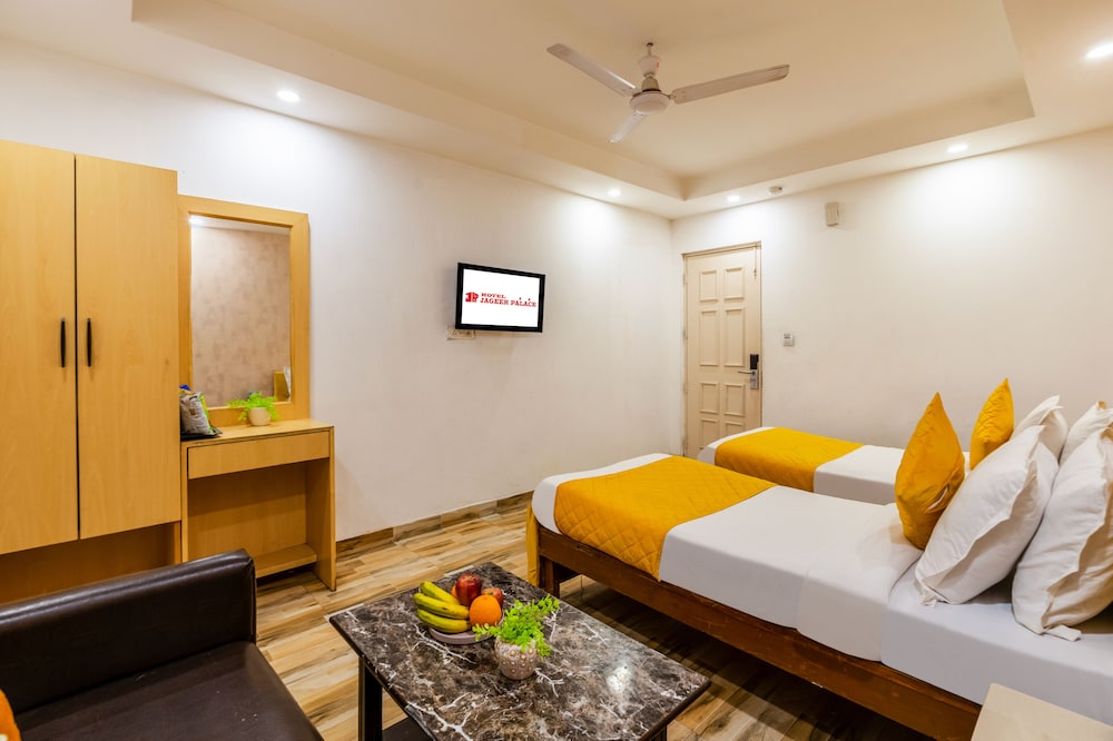 Hotel Palazzo Inn Mansarovar Garden
